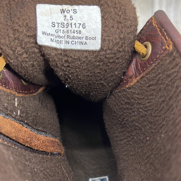 SPERRY MID CALF RAIN BOOTS SALTWATER CROC LEATHER DARK BROWN - Picture 7 of 10